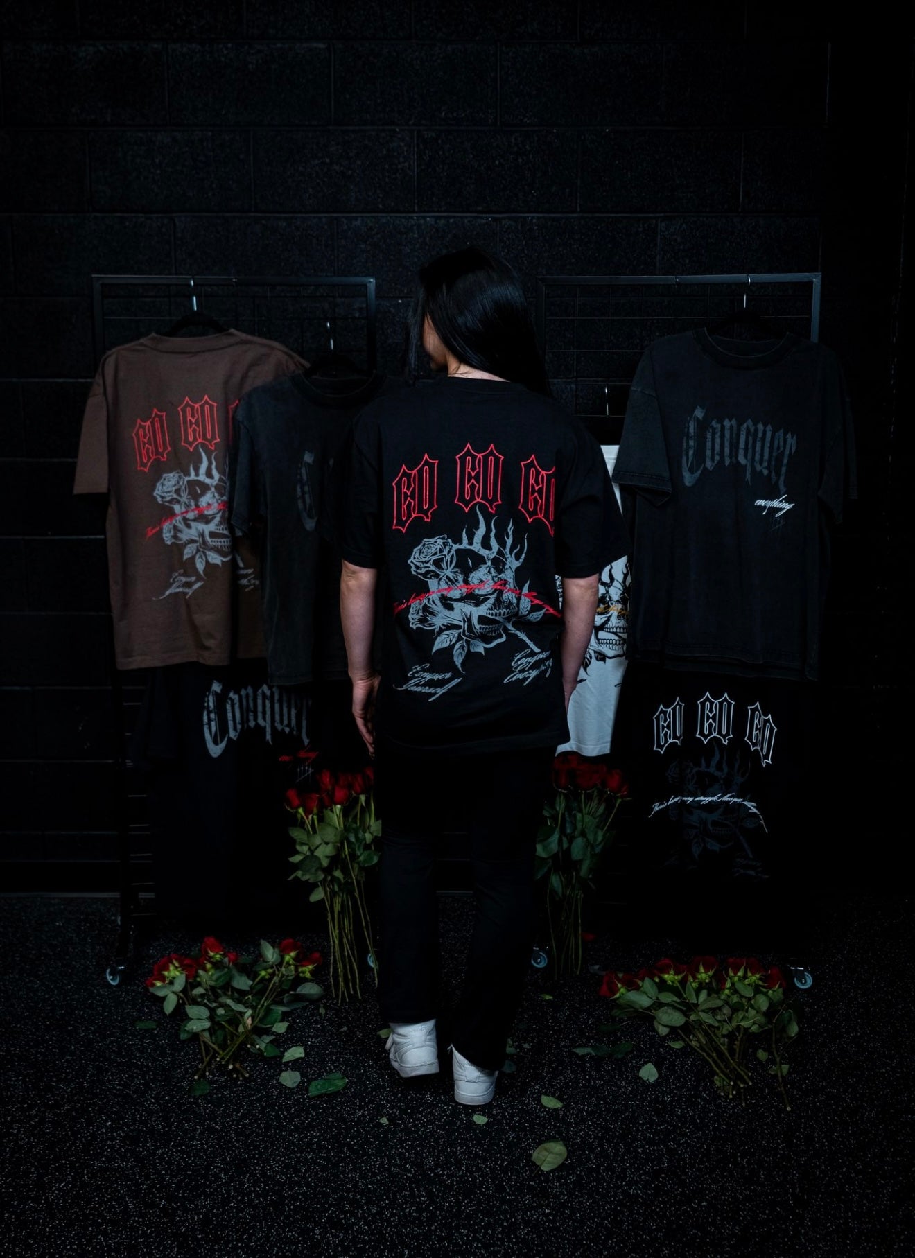 “Conquer Everything” Roses Oversized Tee - Black/Red