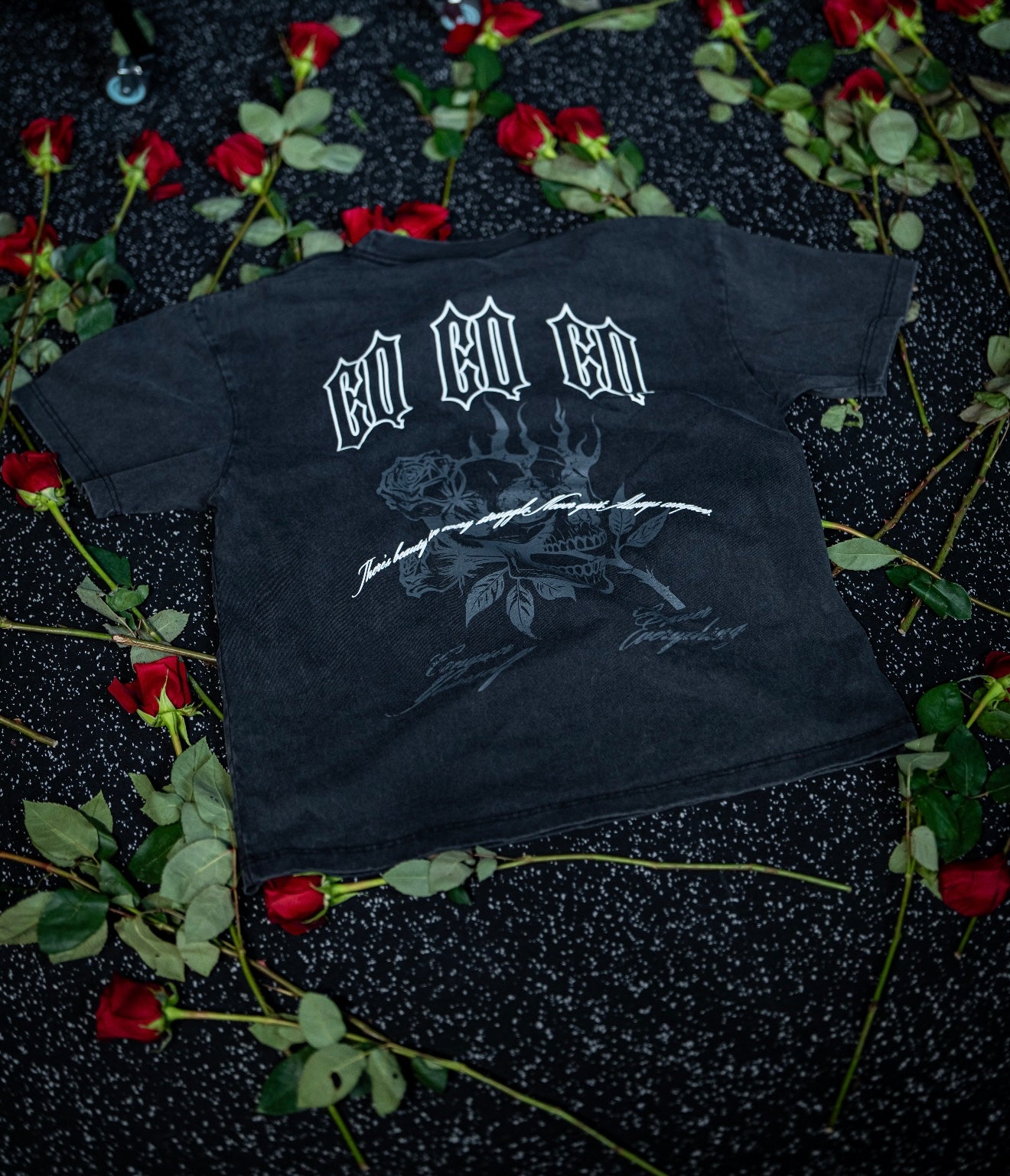 “Conquer Everything” Roses Oversized Tee - Vintage Black/White