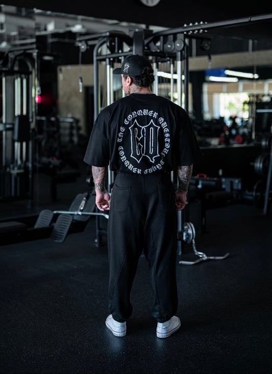 “Always On The Hunt” Lion Tee - Black